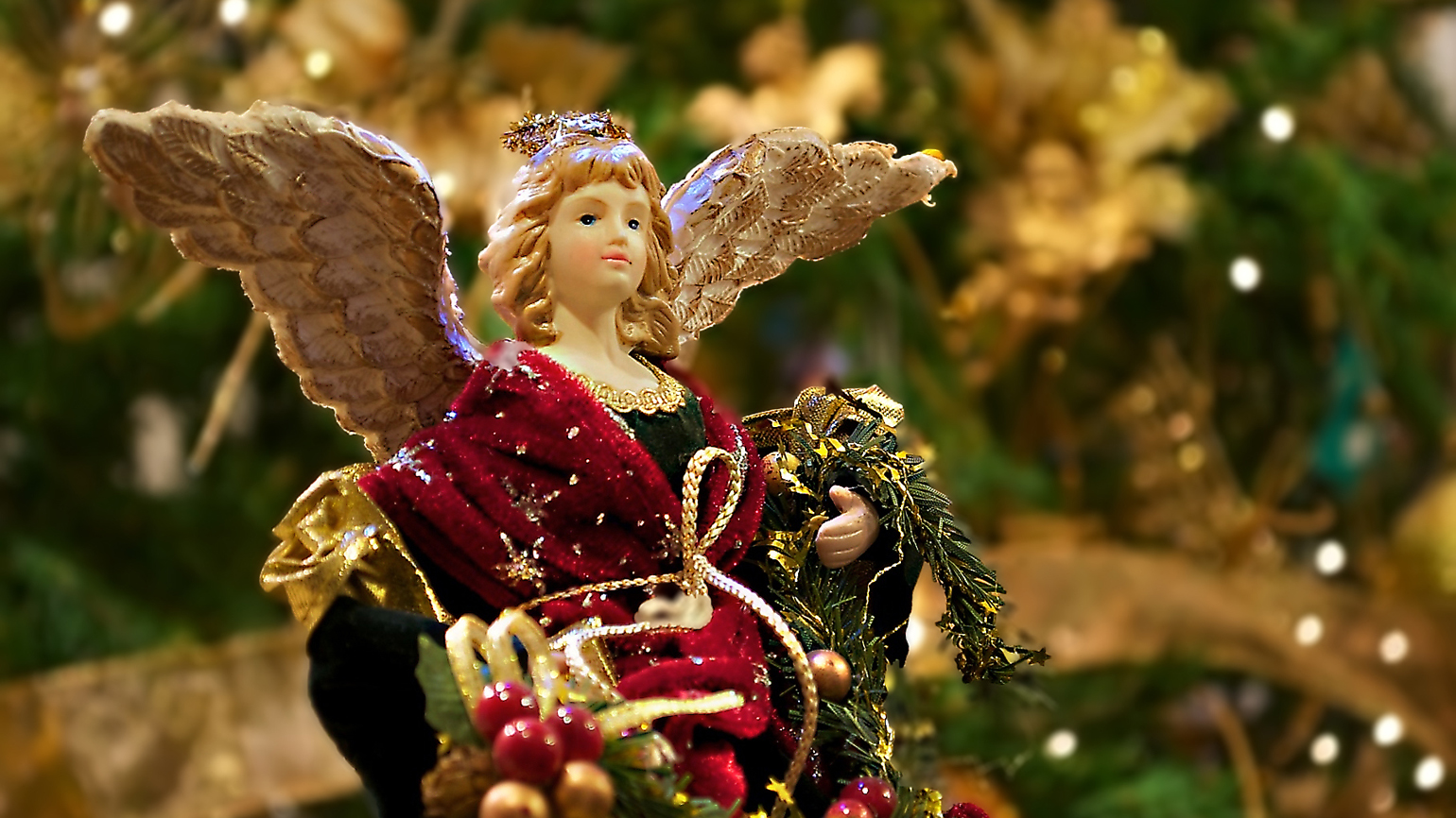 The Perfect Christmas Angel