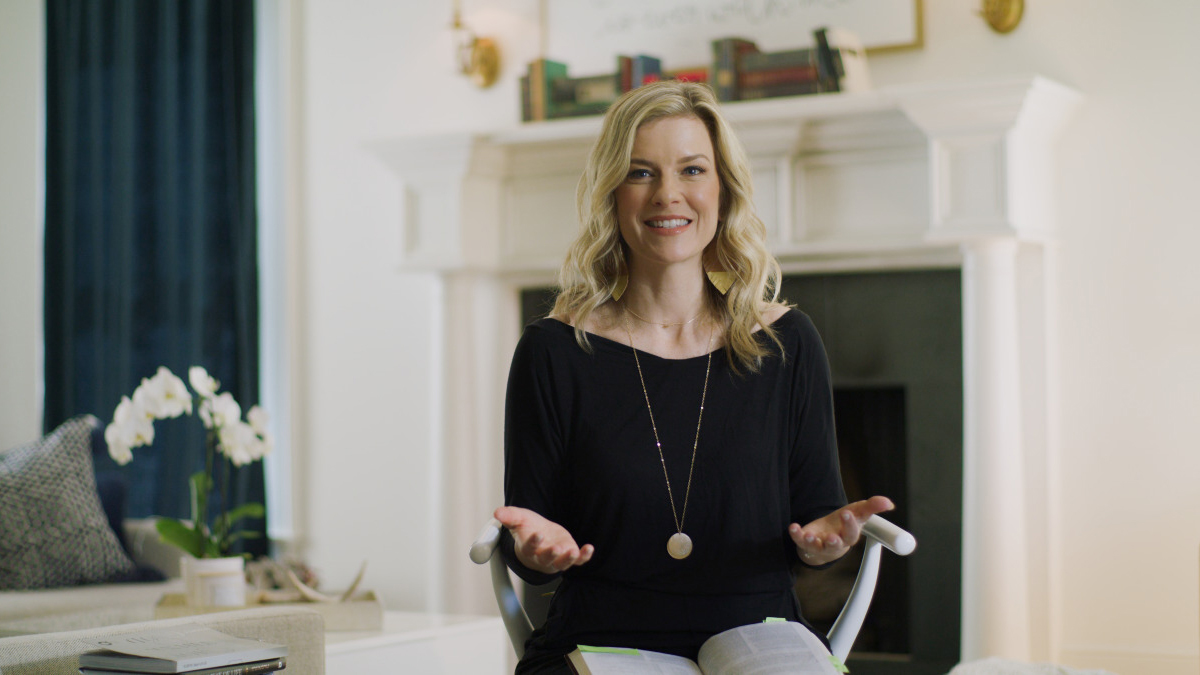 Rebekah Lyons’ 6-Step Morning Routine to Reduce Anxiety