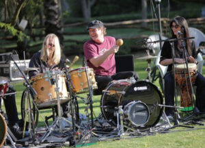 Wounded Soldiers Learn to Rock On
