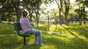 3 Healthy Ways to Miss Someone